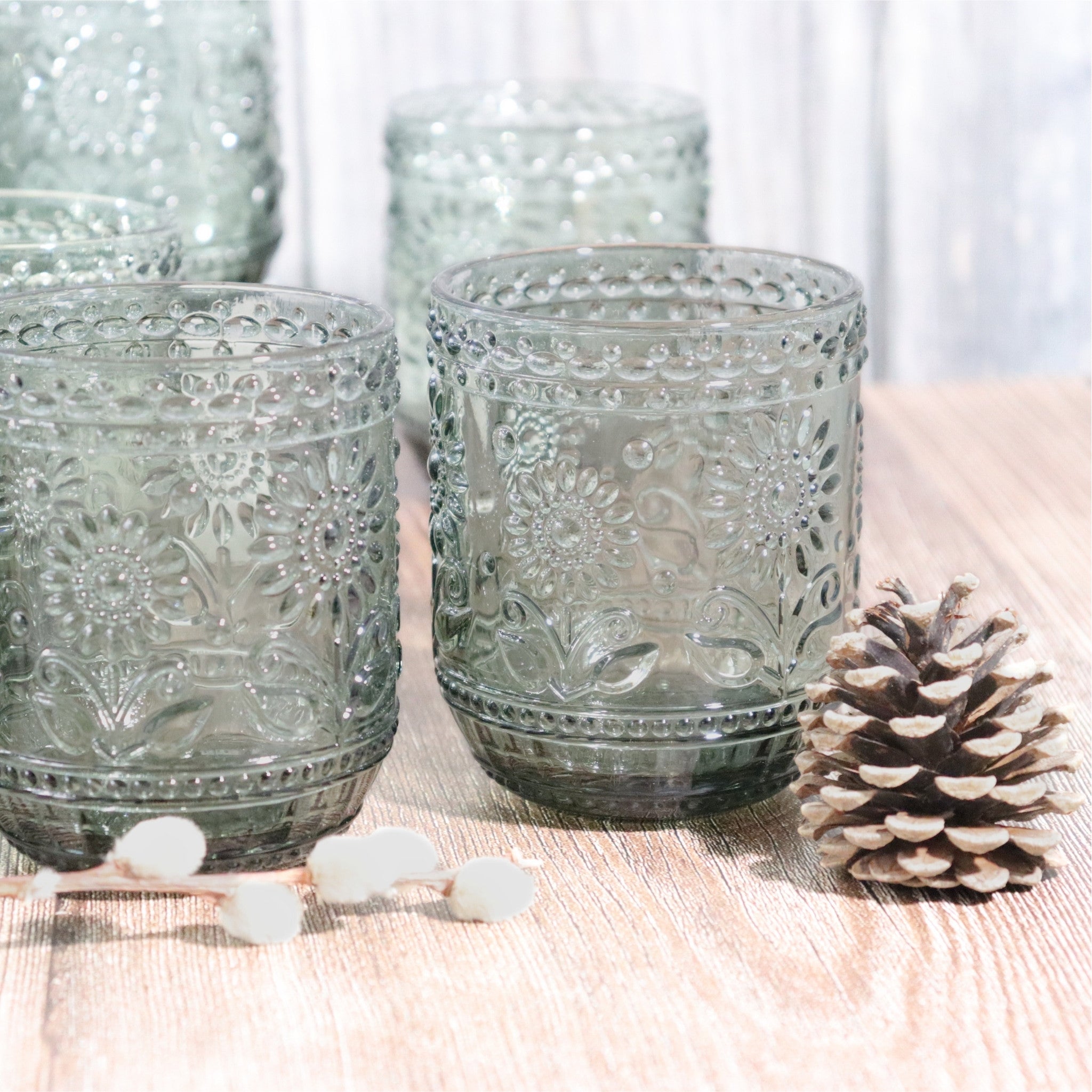Grey Flower Glass Tumbler