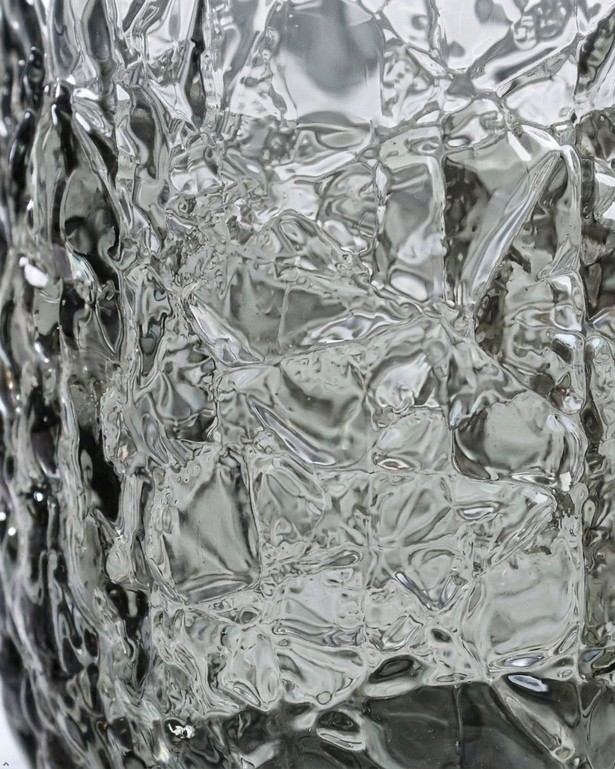 zoom in of grey crumble glass tumbler